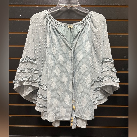 NWOT Miss Me Swiss Dot Chiffon Top Size medium - Picture 2 of 3